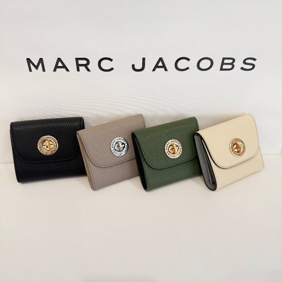 Marc Jacobs 4R5SMP029S01 Bifold Turnlock Wallet Leather ‼️choose 1 color - Picture 1 of 16